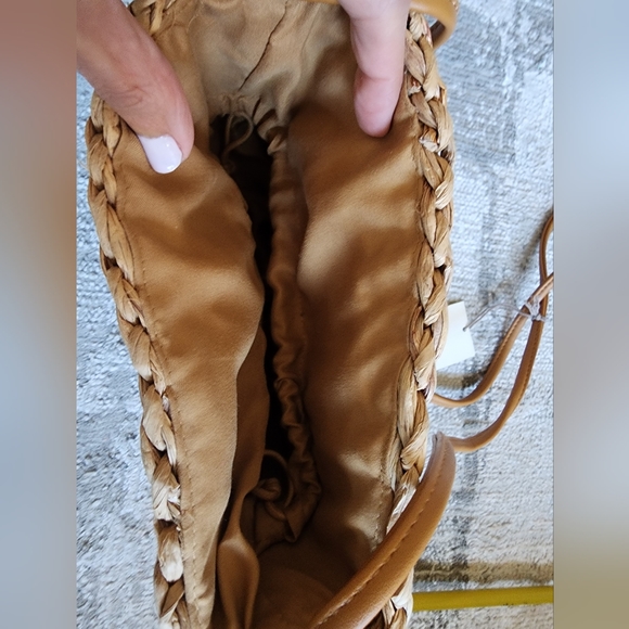 Straw purse - Picture 2 of 3